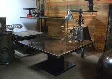 table-carree-rivetee-site-8